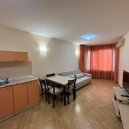 Apartment Gt Golden Dreams Slantschew brjag