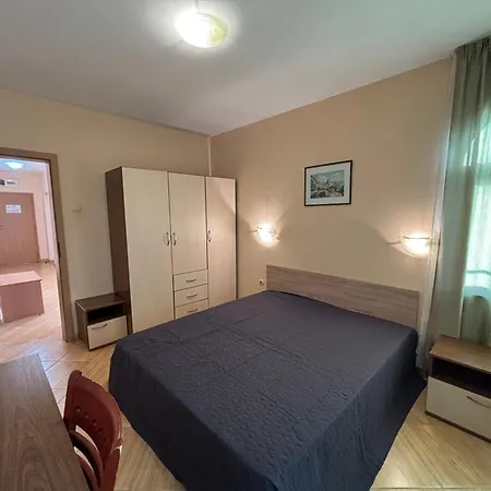 Gt Golden Dreams * Σάνι Μπιτς