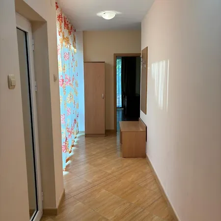 Apartment Gt Golden Dreams *